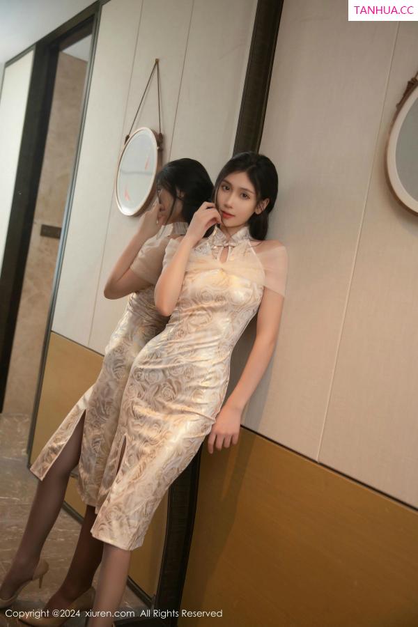   [XiuRen]高清写真图 2024.12.11 No.9583 刘婷婷 丝袜美腿第2张图片